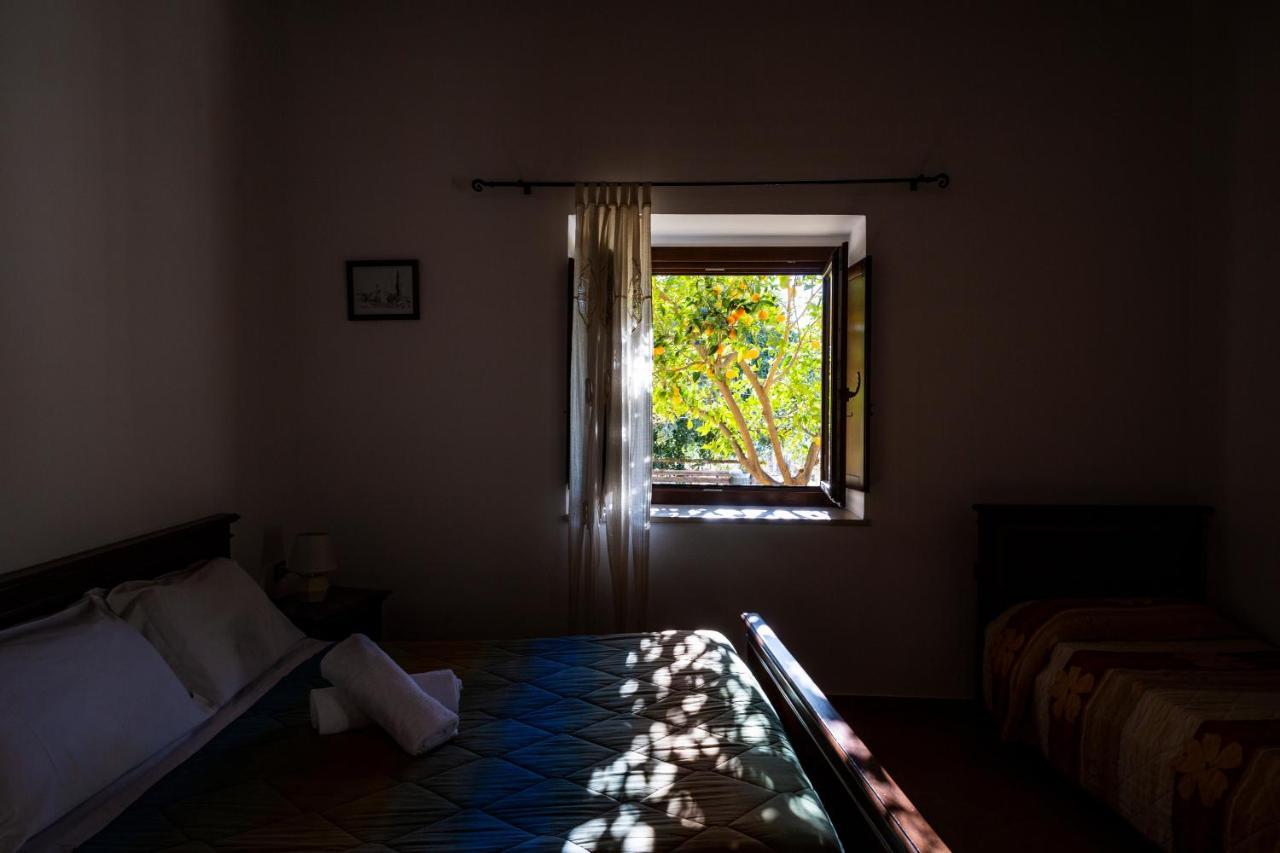 Agriturismo Giannavi 帕拉佐洛阿克雷伊德 外观 照片